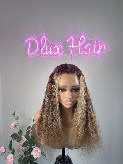 Dlux Wave Honey Blonde With Brown Roots